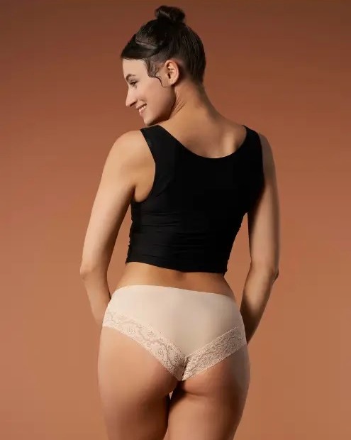 Béžová
